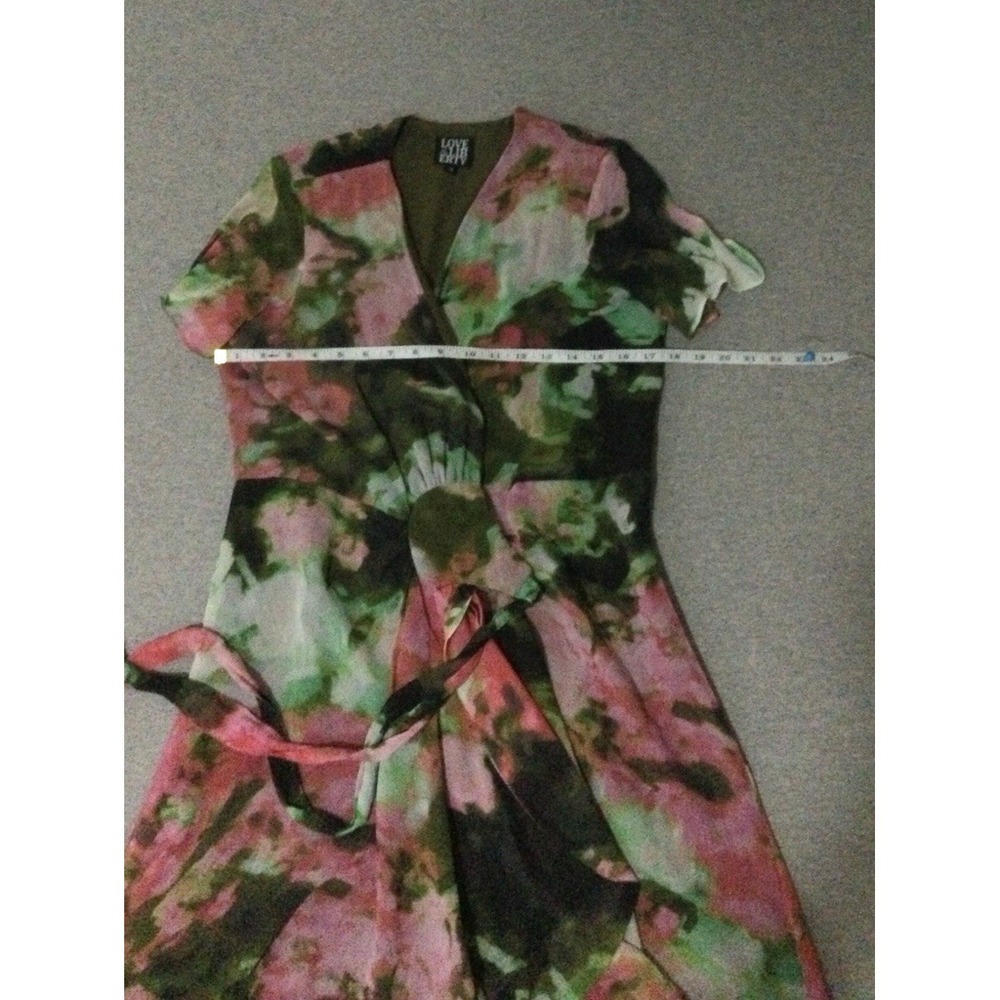 Love & Liberty wrap Dress tie abstract sz M silk - Picture 5 of 14